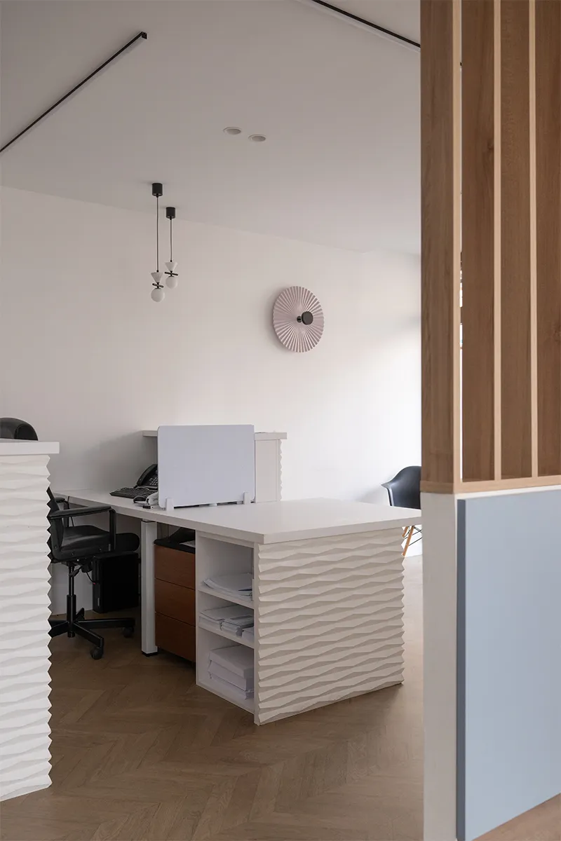 Rénovation cabinet d'ophtalmologie 250 m² à Annecy par DME Bâtiment