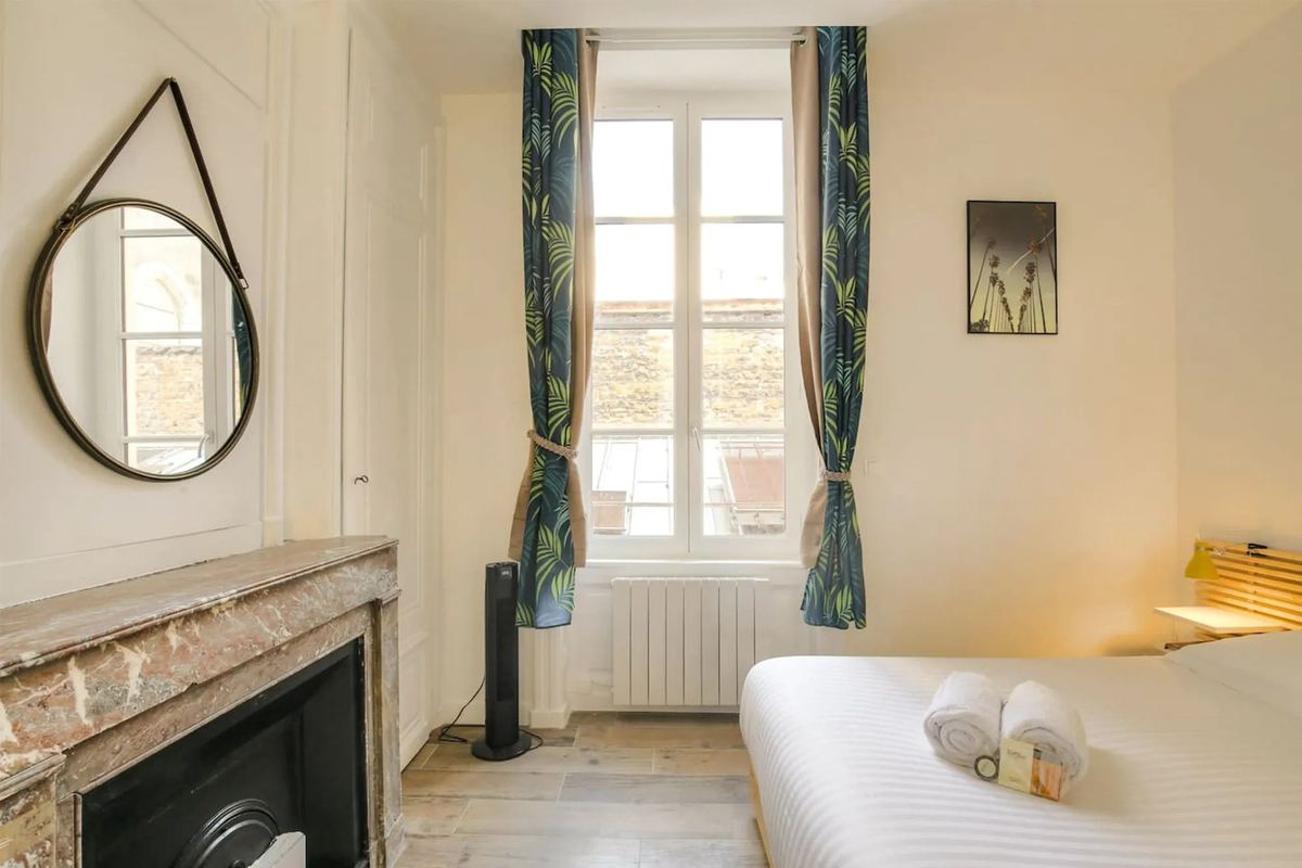 Studio Condé rénové pour la location, Lyon 2e