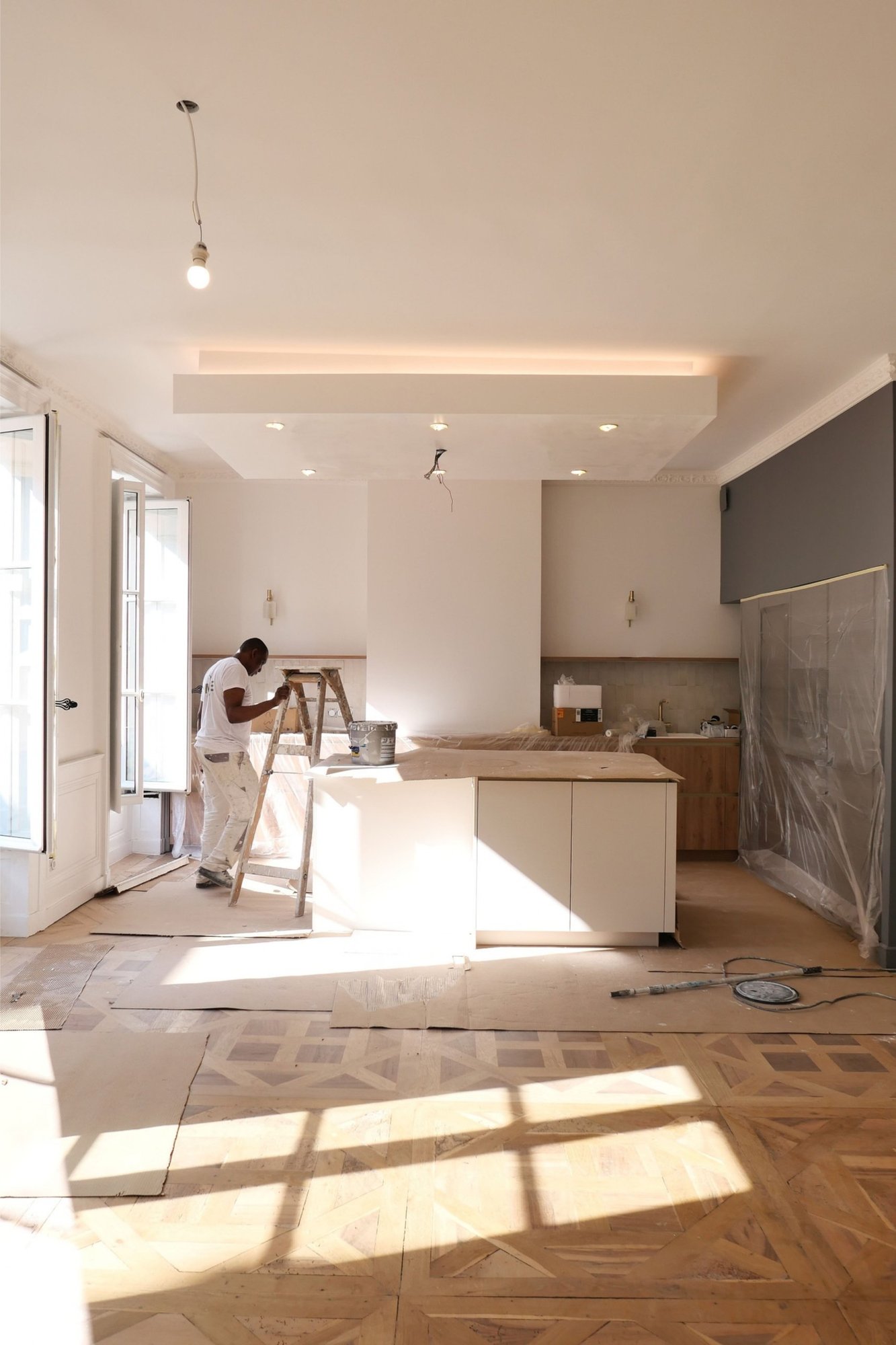 Équipes DME Bâtiment au travail sur un chantier de rénovation à Lyon