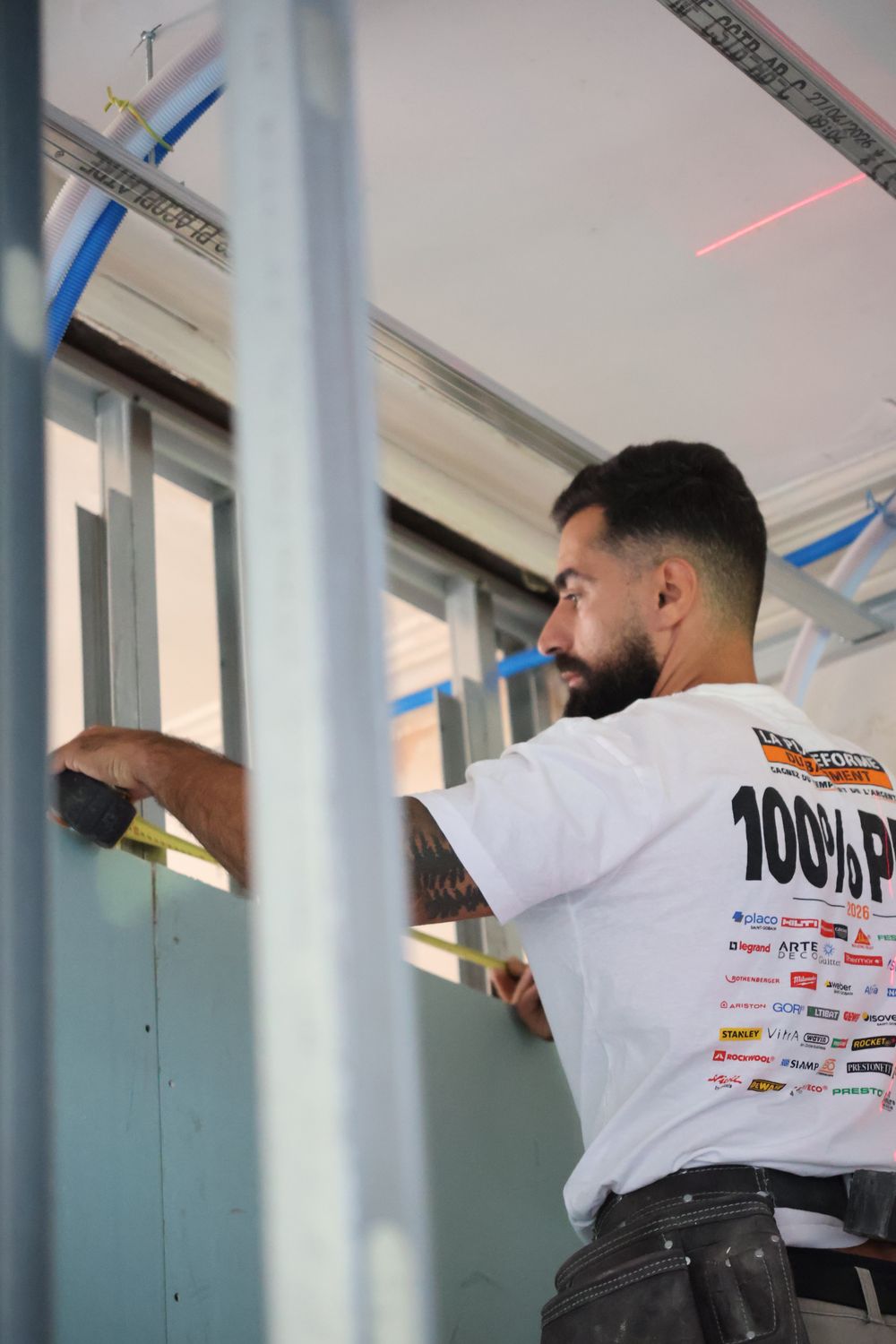 Équipes DME Bâtiment au travail sur un chantier de rénovation à Lyon