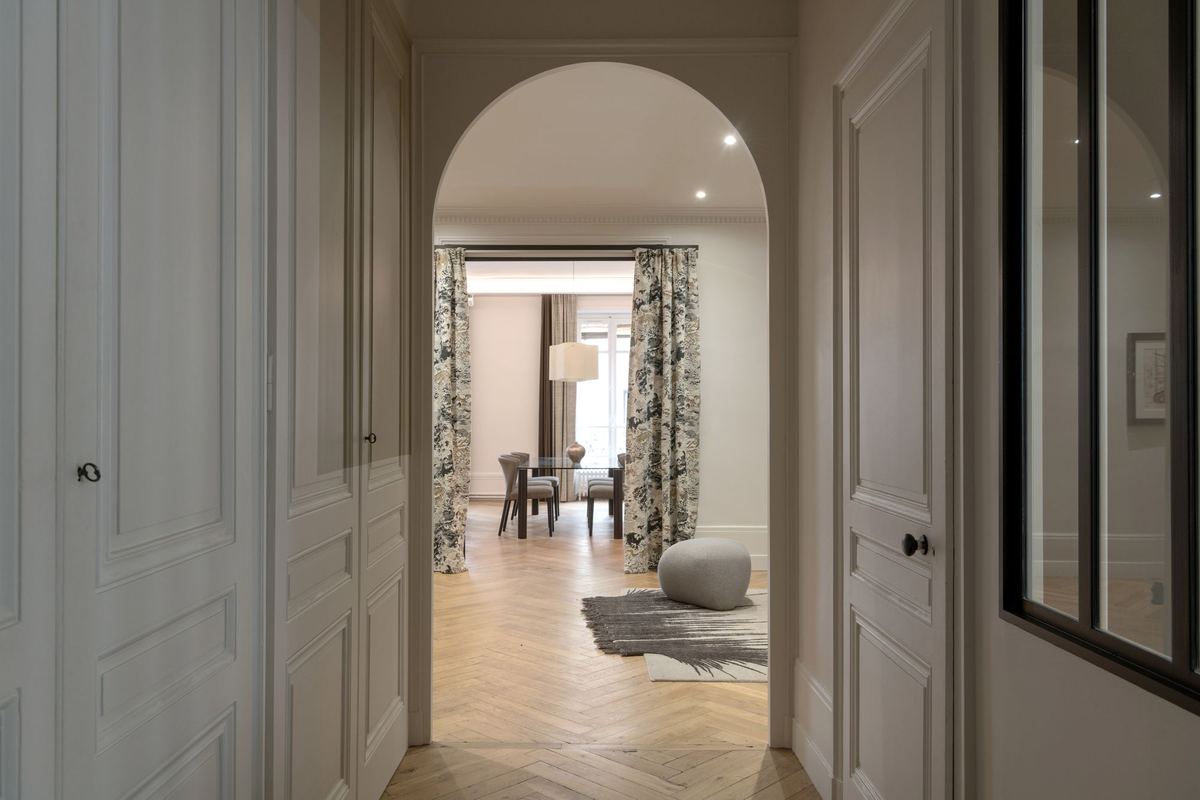 Arche et enfilade de l'appartement Sèze, Lyon 6e